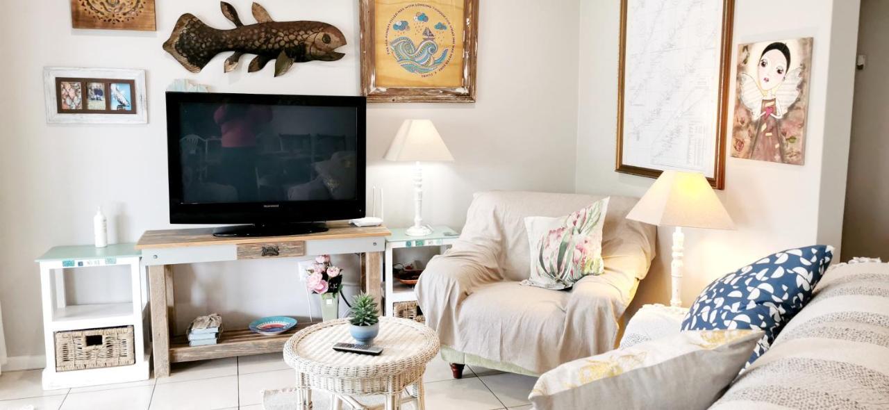 The Coelacanth Guest House And Beach Thyme Self Catering Kiddʼs Beach Exteriér fotografie